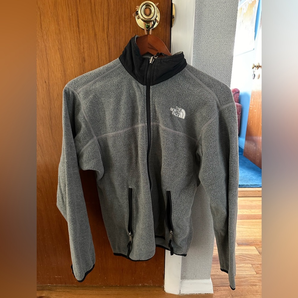 North face gray women’s small vintage zip up fleece
